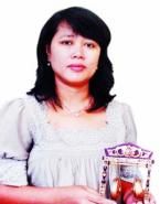 Tine Mulyatini Sukses Berbisnis Handycraft Miniatur Alat Musik Sunda