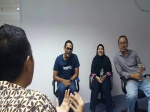 nutylaraswaty+bukalapak+diskusi+solusi (Copy)