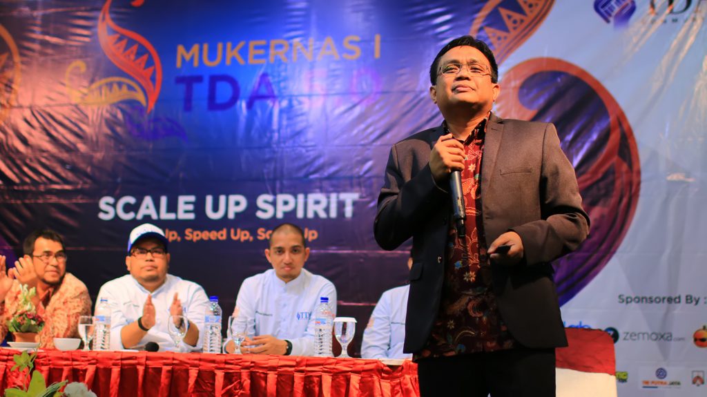 Penandatanganan MOU ACT & TDA di MUKERNAS I TDA 5.0 2017