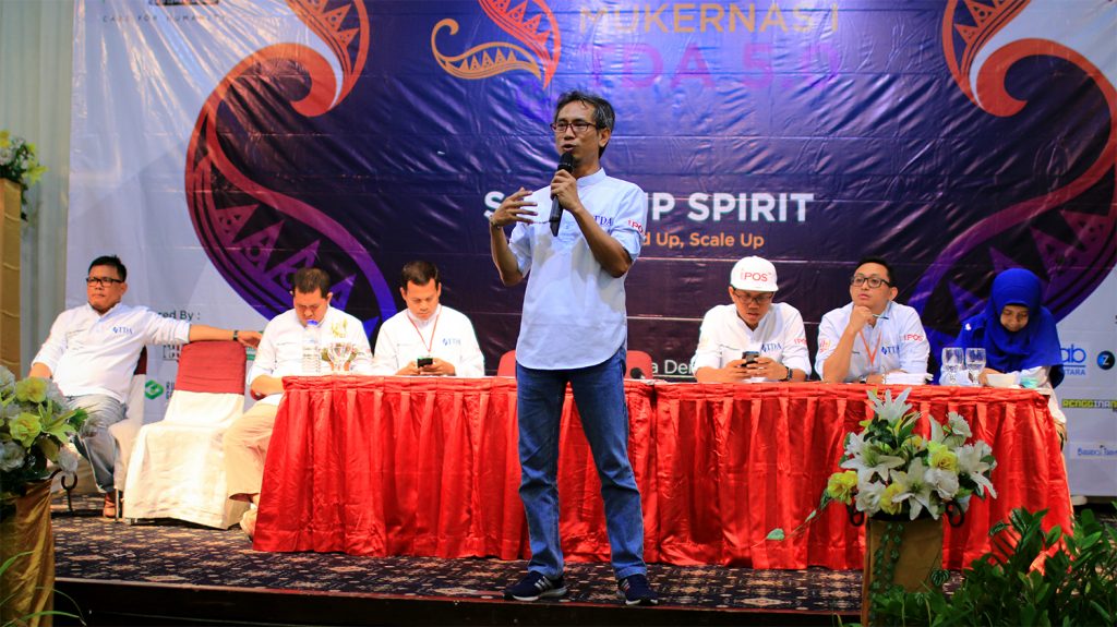 Pemaparan dari Direktorat Edukasi dan Peningkatan Kapasitas,  Direktorat Pelayanan Anggota, Direktorat Sumberdaya dan Kerjasama Eksternal, Direktorat Marketing & Komunikasi, Direktorat Badan Usaha Mukernas I TDA 5.0