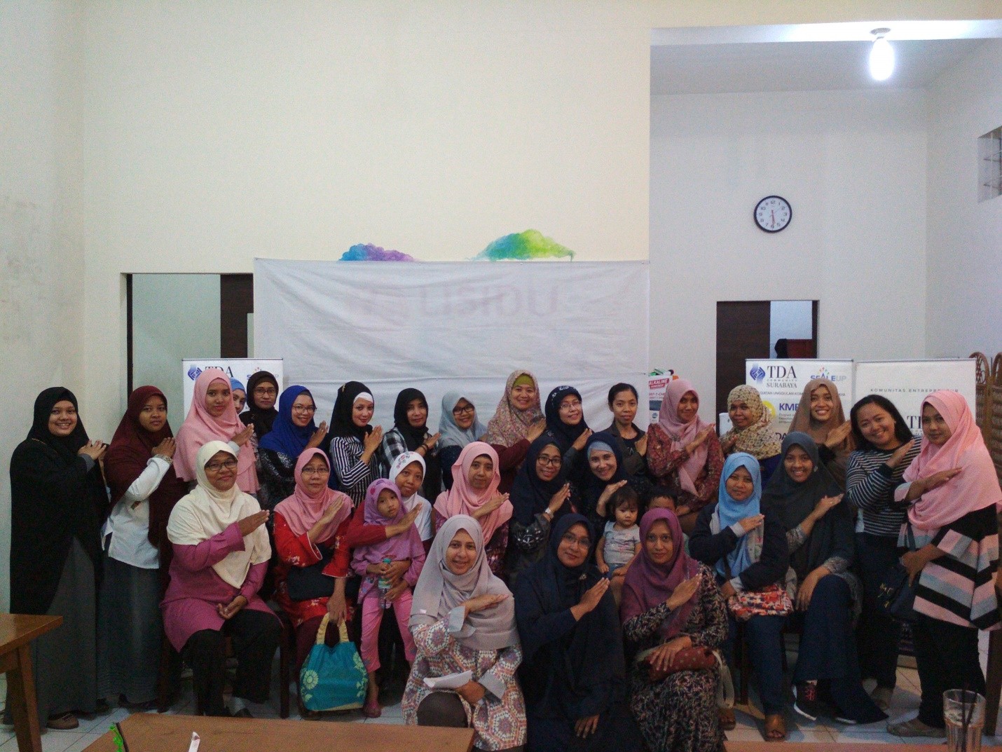 TDA PEREMPUAN – TDA SURABAYA “Momspreneur: Happy Family & Success Business” Bersama Cholifah – Hijab Khayra